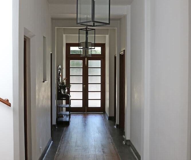 בית מלון כפרי The Planters House