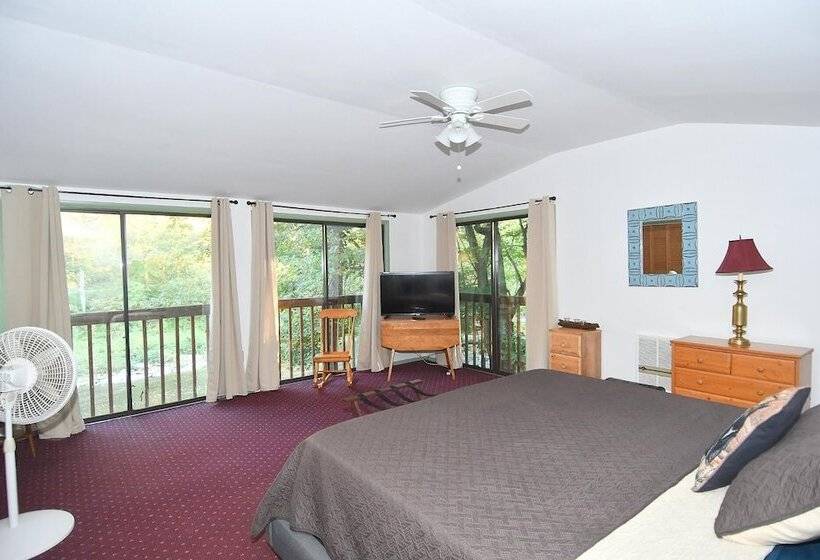 River Time Cabin  Time Floats Away!