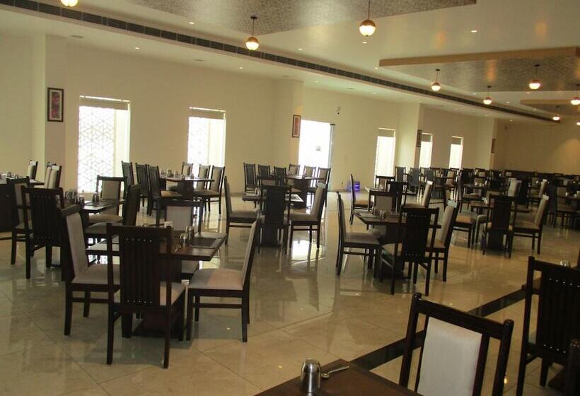 Sentara Hotel And Resort