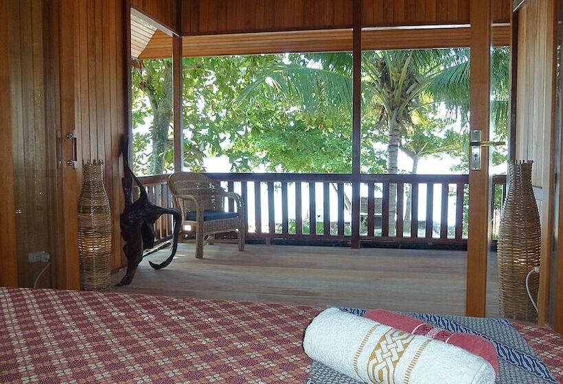 Отель Onong Resort