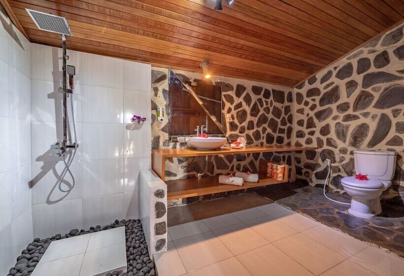 Отель Onong Resort