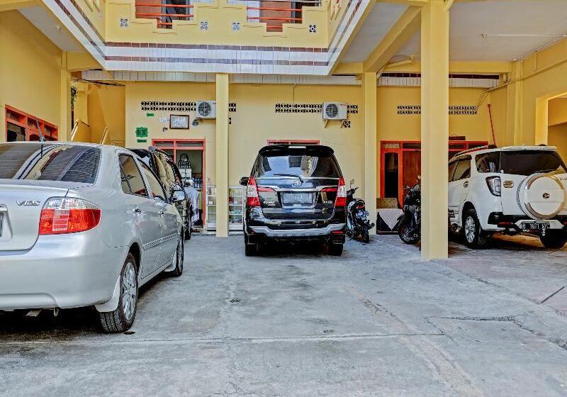 מוטל Reddoorz Syariah Near Jembatan Merah Plaza