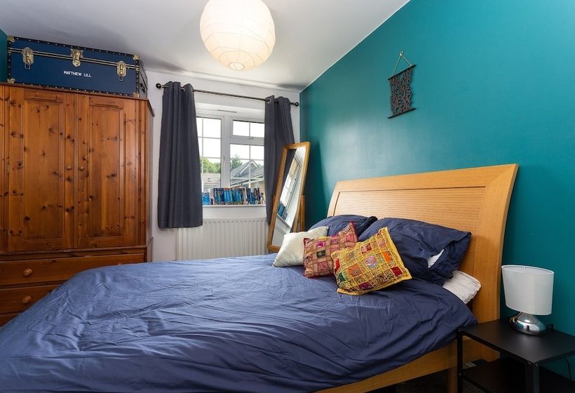 Spacious 3 Bed House With Garden In Bermondsey