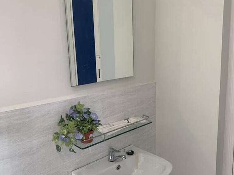 Отель The Sassy House