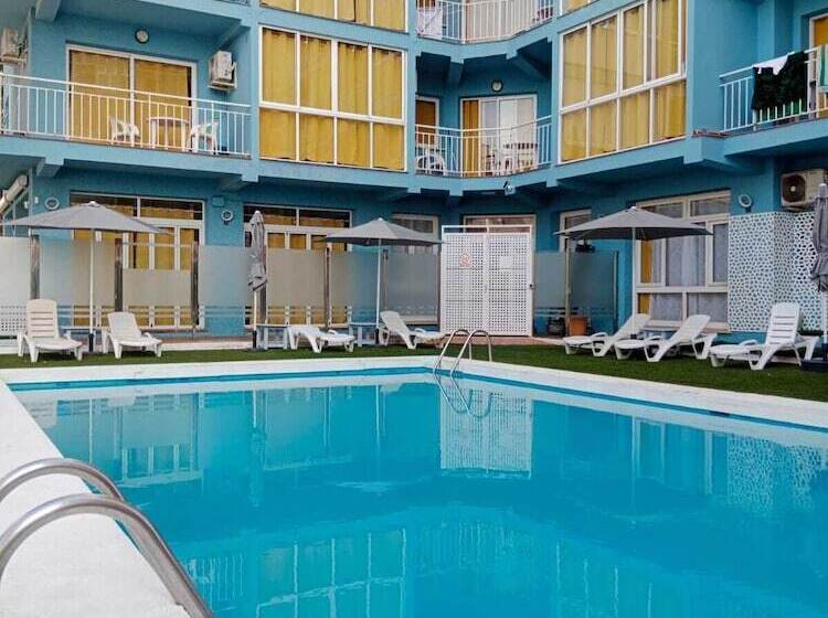 Apartamentos El Velero