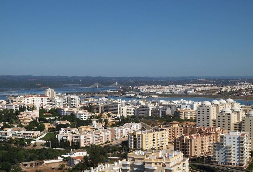 Apartamentos Jardins Da Rocha