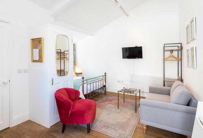 住宿加早餐  The Old Parsonage