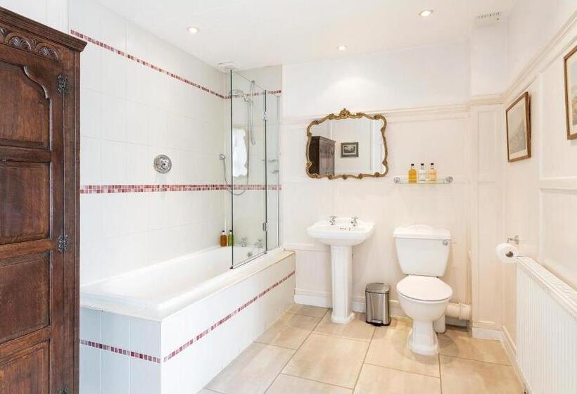 مبيت وإفطار The Old Parsonage