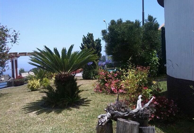 Cabanas De S. Jorge Village