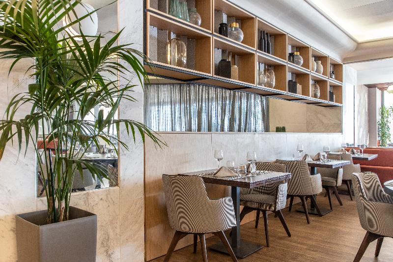 Eden Roc Resort   All Inclusive