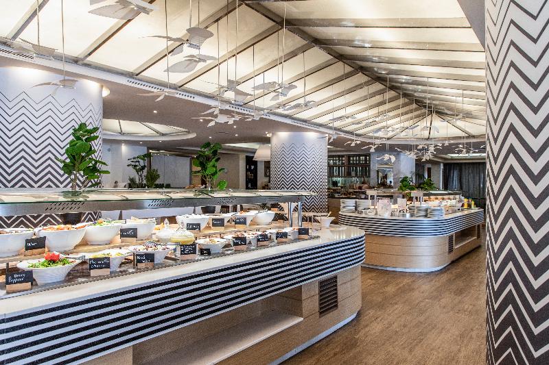 Eden Roc Resort   All Inclusive