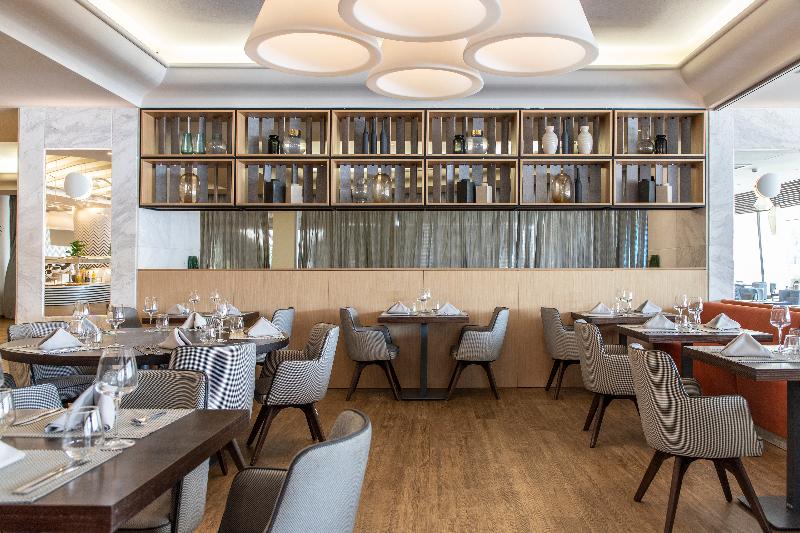 Eden Roc Resort   All Inclusive