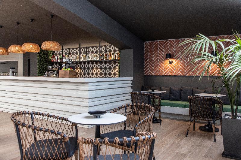 Eden Roc Resort   All Inclusive