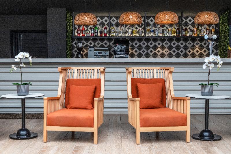 Eden Roc Resort   All Inclusive