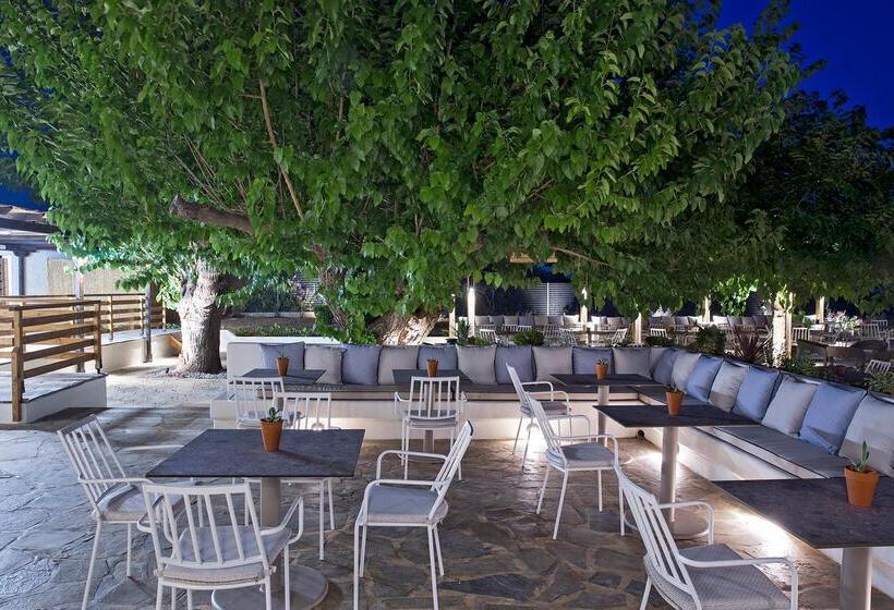 Eretria Hotel & Spa Resort