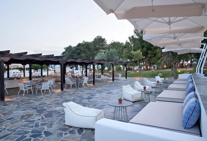 Eretria Hotel & Spa Resort