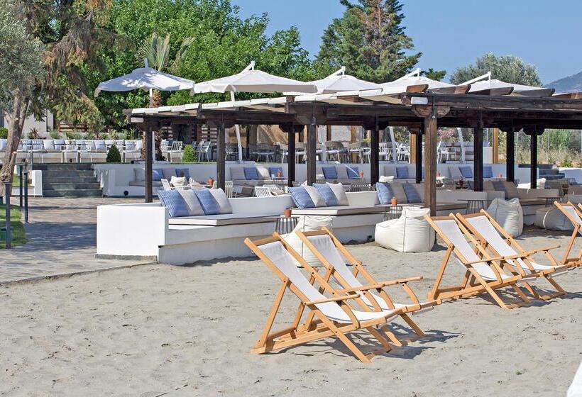 Eretria Hotel & Spa Resort