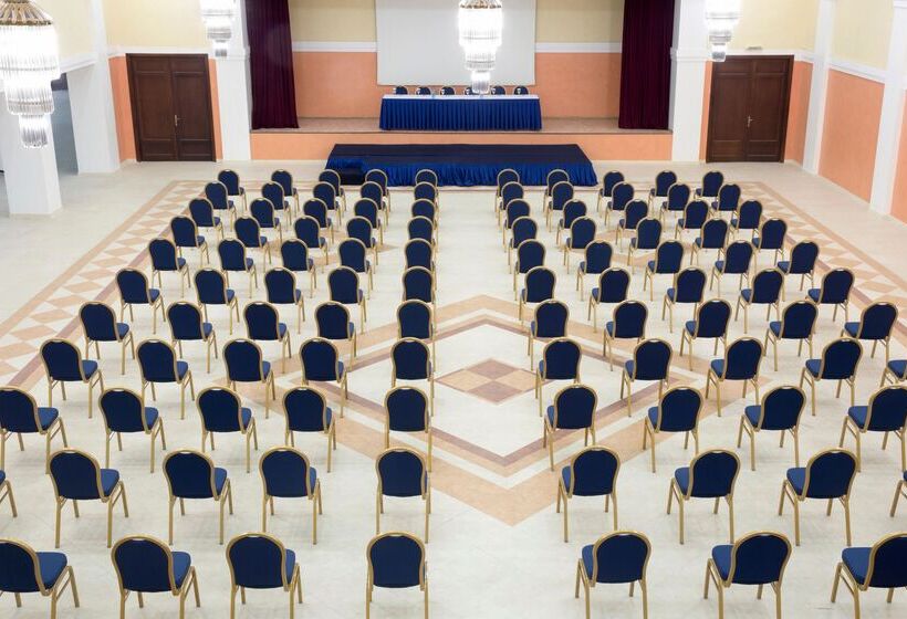 Eretria Hotel & Spa Resort