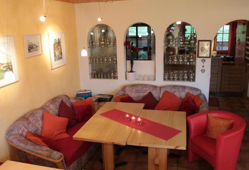 Familienhotel Garni Sporting