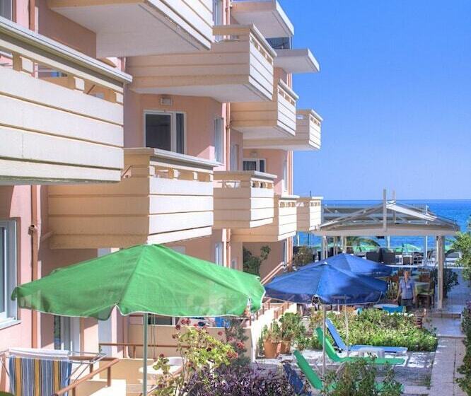 Fereniki Resort & Spa