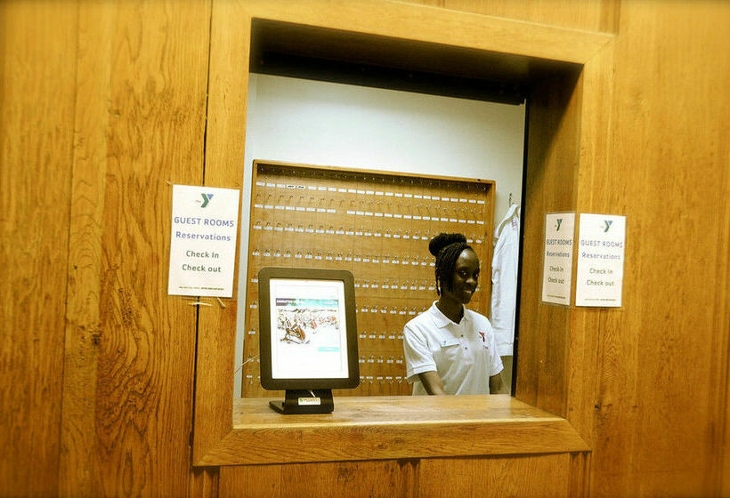 مسافرخانه Harlem Ymca