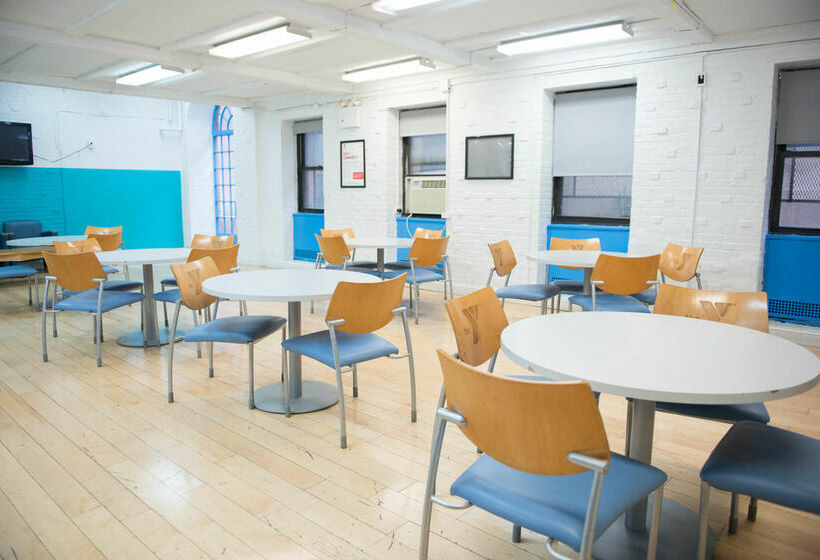مسافرخانه Harlem Ymca