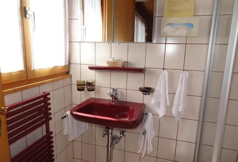 בית מלון כפרי Alpfrieden