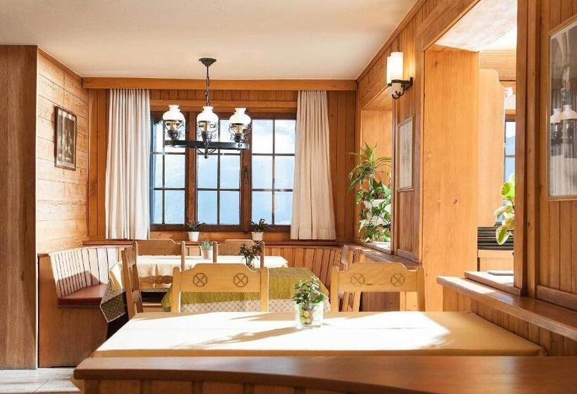 בית מלון כפרי Alpfrieden