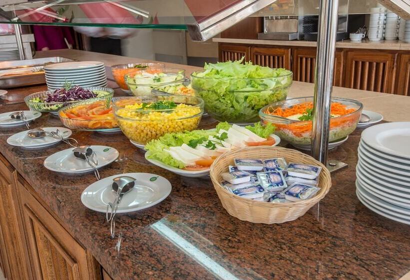 فندق Amazonia Jamor