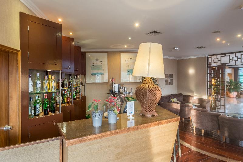 ホテル Amazonia Jamor