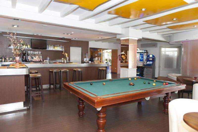 فندق Ampuria Inn