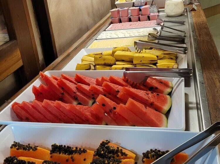 酒店 Aquarela Praia