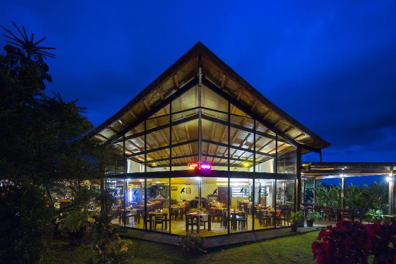 فندق Arenal Volcano Inn