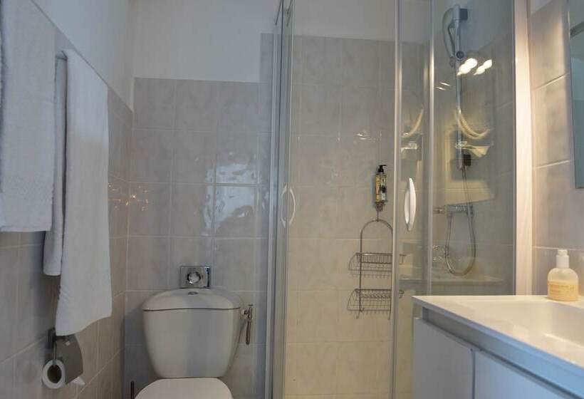 호텔 Ath Hôtel Athénée