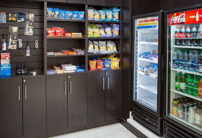 ホテル Best Western Plus New Englander