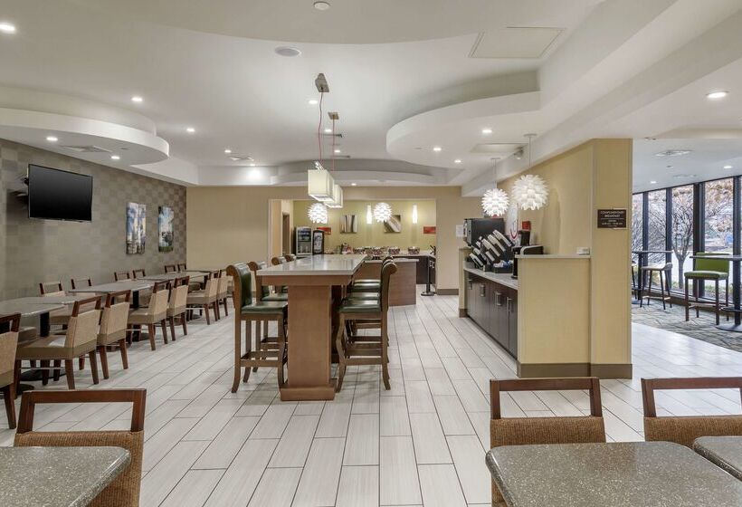 هتل Best Western Plus New Englander