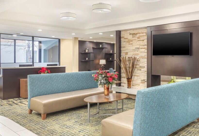 ホテル Best Western Plus New Englander