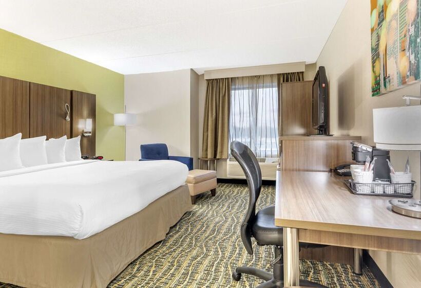 ホテル Best Western Plus New Englander