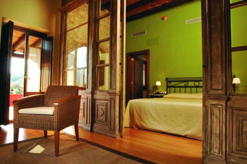 Отель Cal Batlle