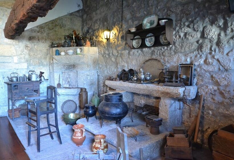 Отель Casa Nobre Do Correiomor