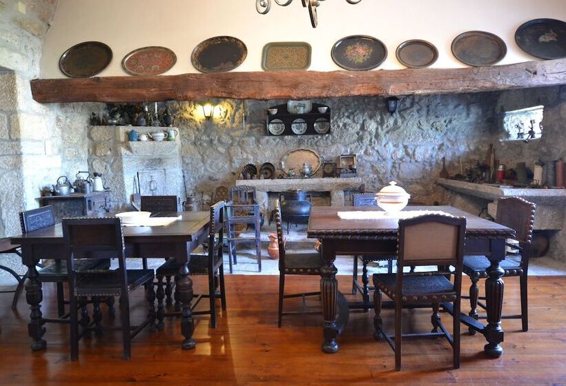 Отель Casa Nobre Do Correiomor