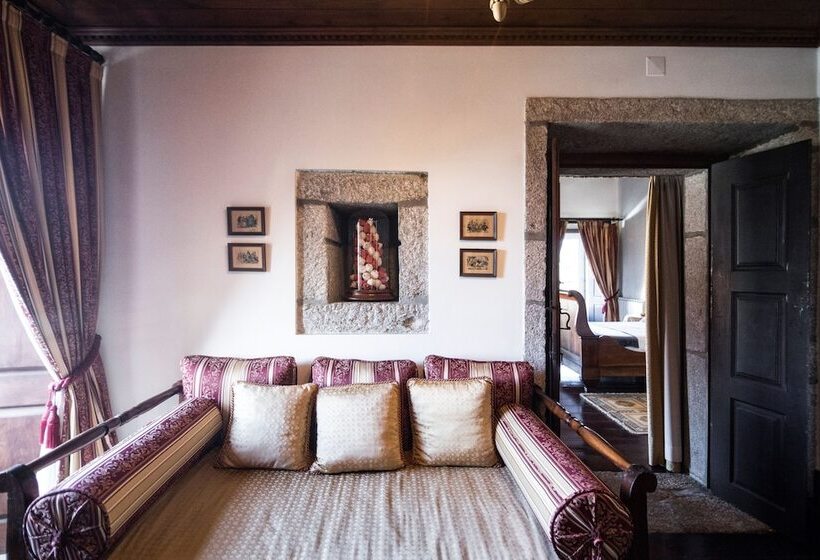 Отель Casa Nobre Do Correiomor