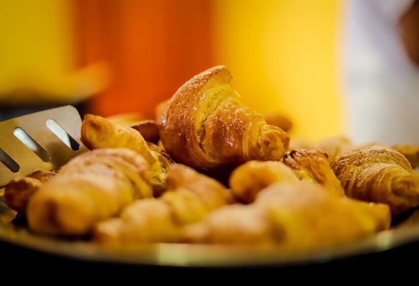 Отель Citta Bianca Country Resort