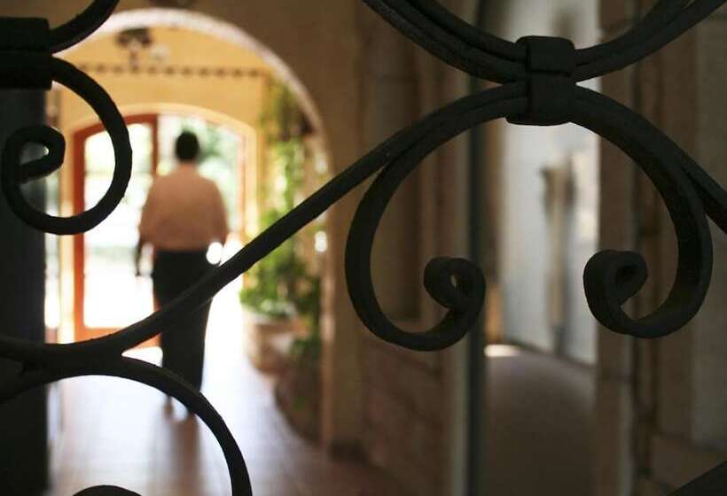 Отель Comarruga Platja