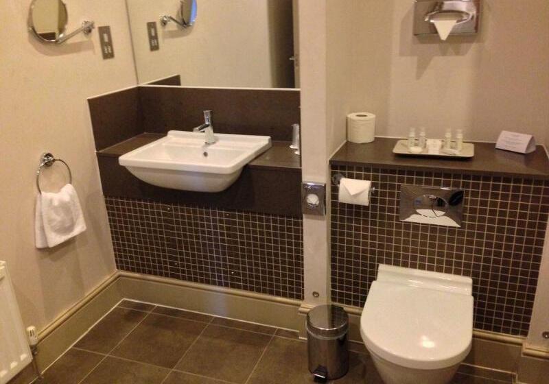 Coulsdon Manor Hotel And Golf Club