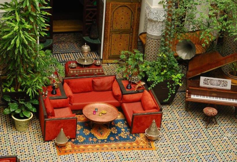 هتل Riad El Ghalia