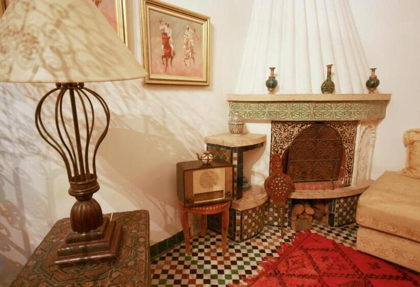 هتل Riad El Ghalia