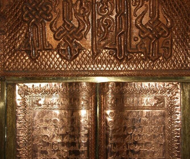 هتل Riad El Ghalia