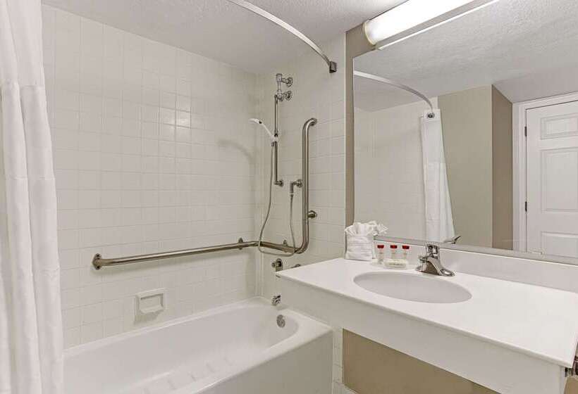 هتل Days Inn By Wyndham Tucson City Center