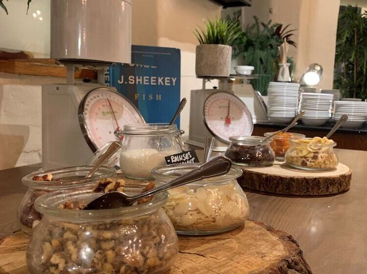 Forest Of Arden Hotel And Country Club